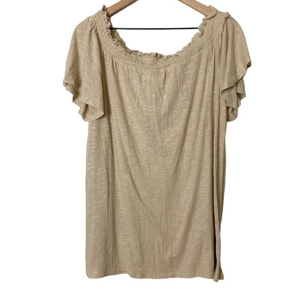 NWT CHICO’S Smocked Off-The-Shoulder Top in Tan. Size 2 (Large or 12) - Picture 3 of 7